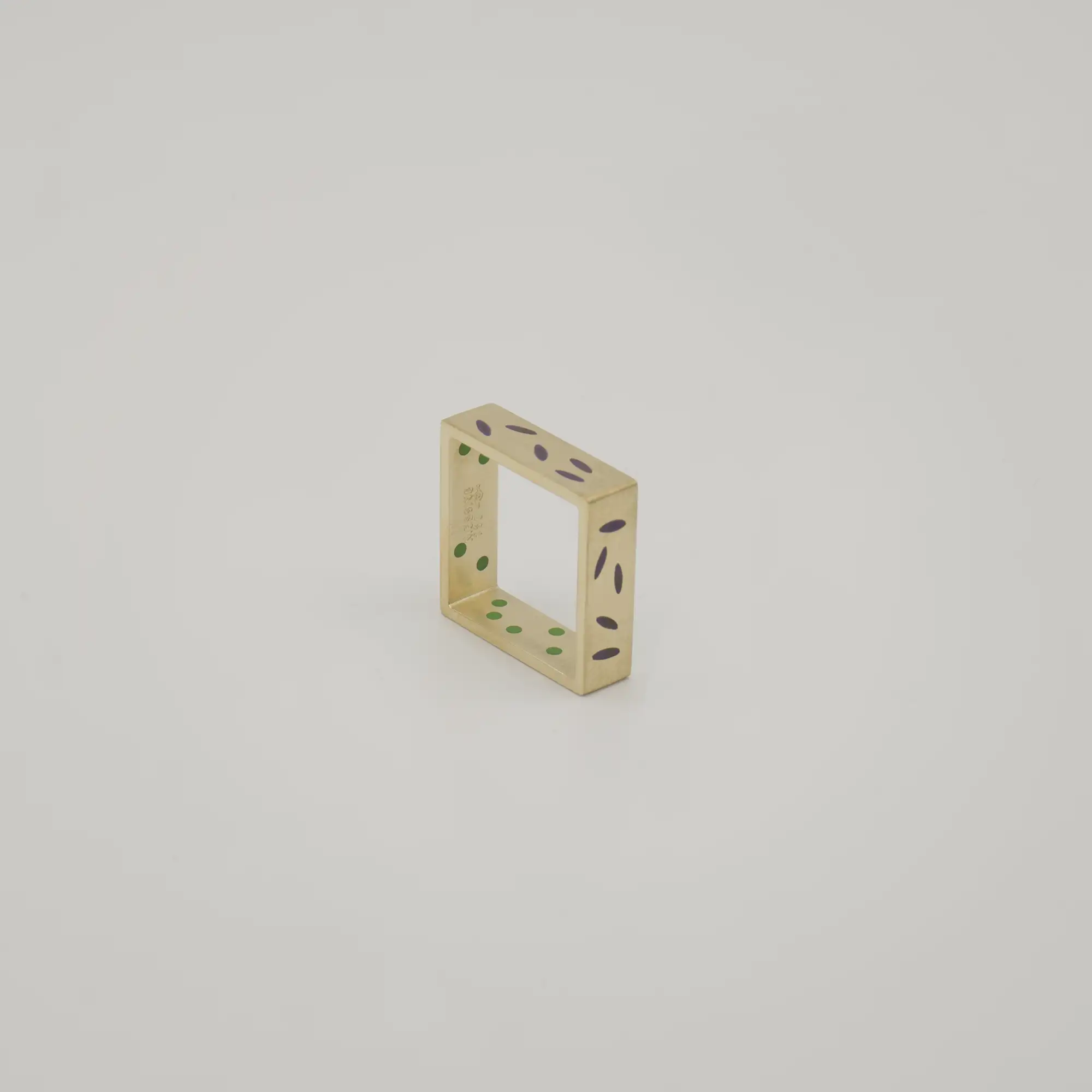 Ring mit Emaillee von Niessing gebraucht kaufen