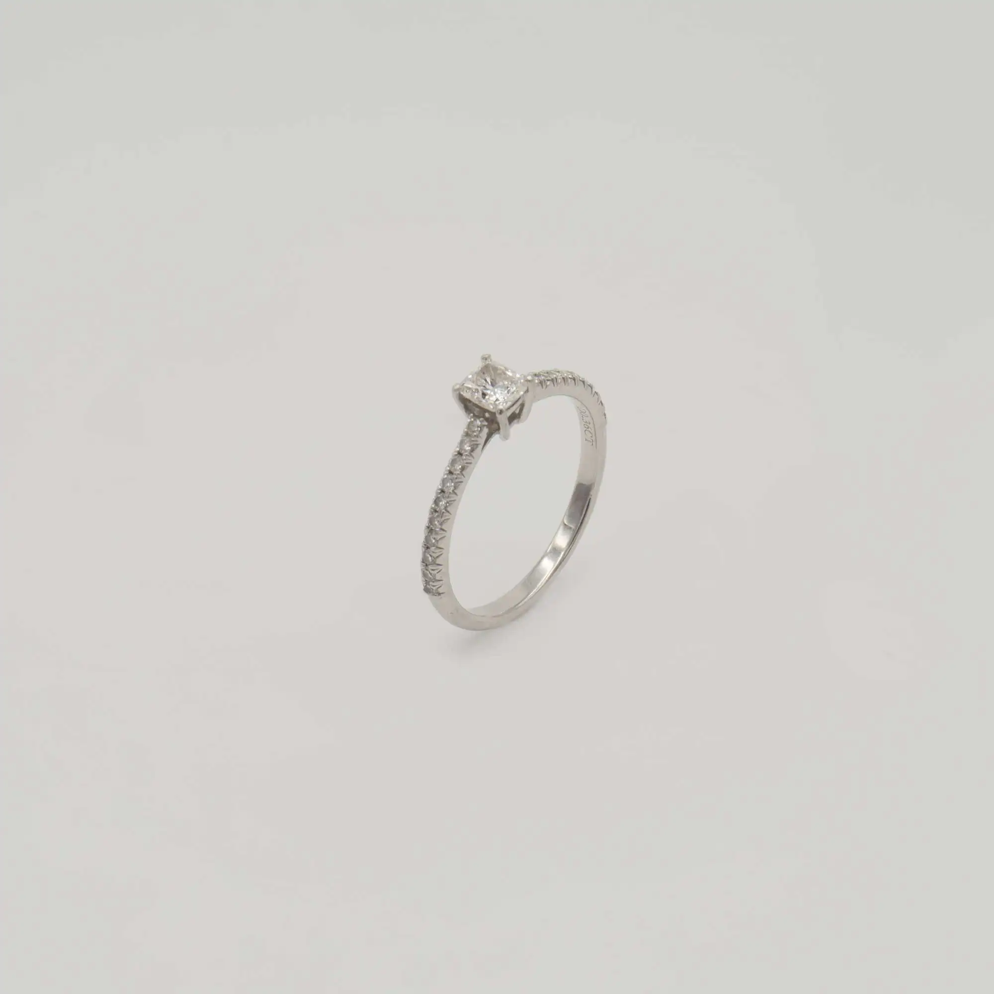 Solitäre Ring Tiffany Novo®  - Tiffany & Co. - Platinweiß - gebraucht kaufen