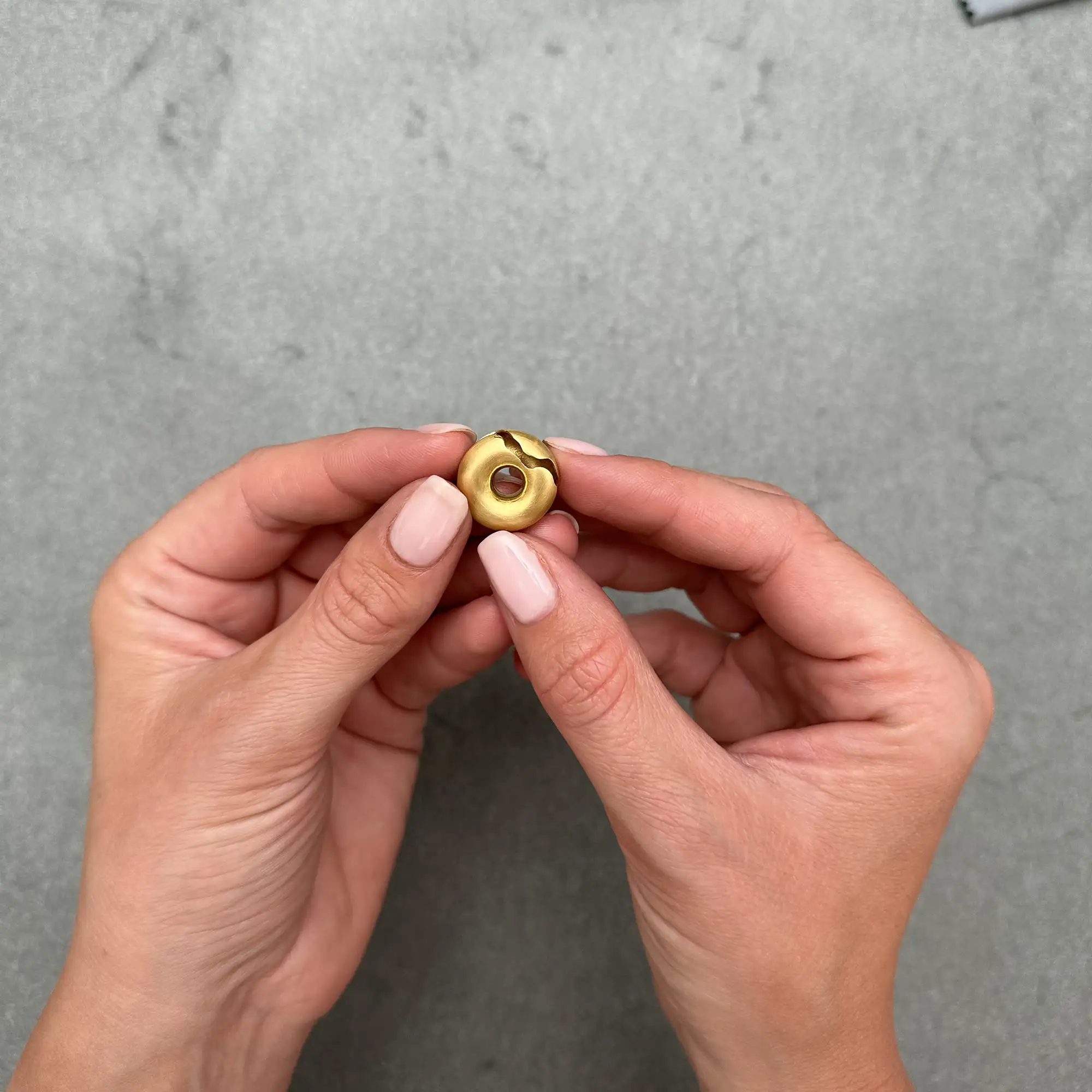 Anhänger Hohl mit Fuge - Niessing - Warm Yellow - gebraucht kaufen